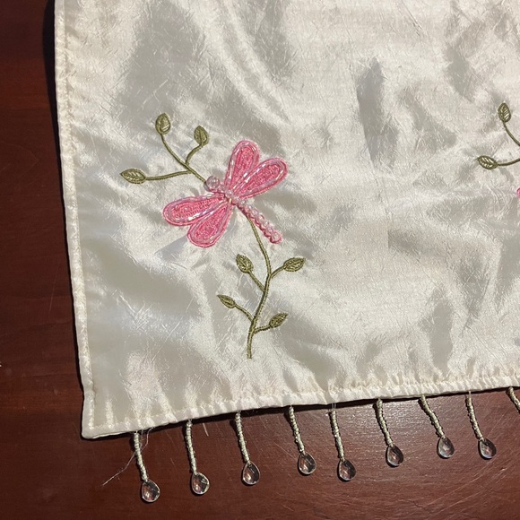 Embroidered Dragonfly Silk-Feel Table Runner - Pink/White - Picture 4 of 7